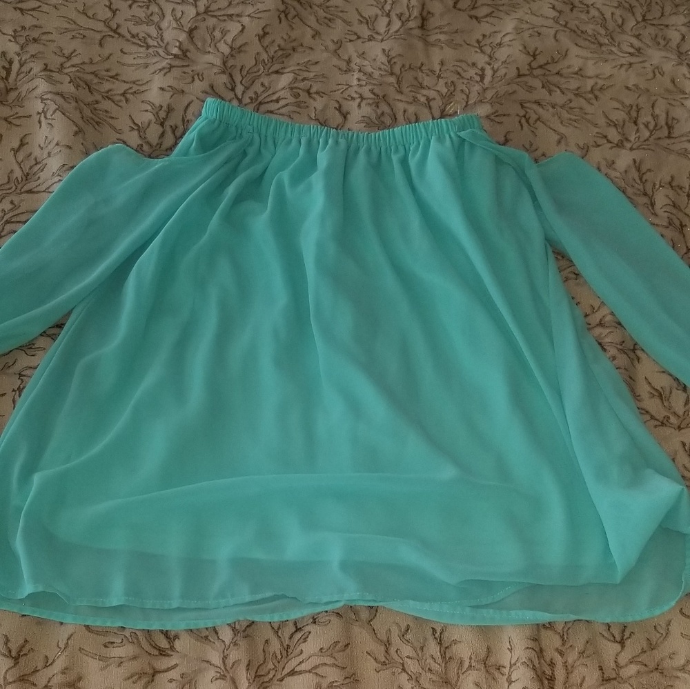 Dress - Picture 3 of 3